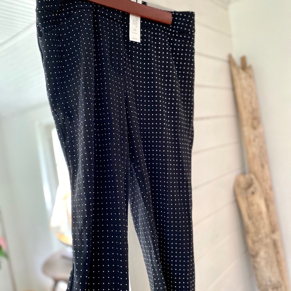 NWT Chico’s Pants Dress Slacks Trousers Sz 1 (Med. 8-10/12) Black W/ Dot Print